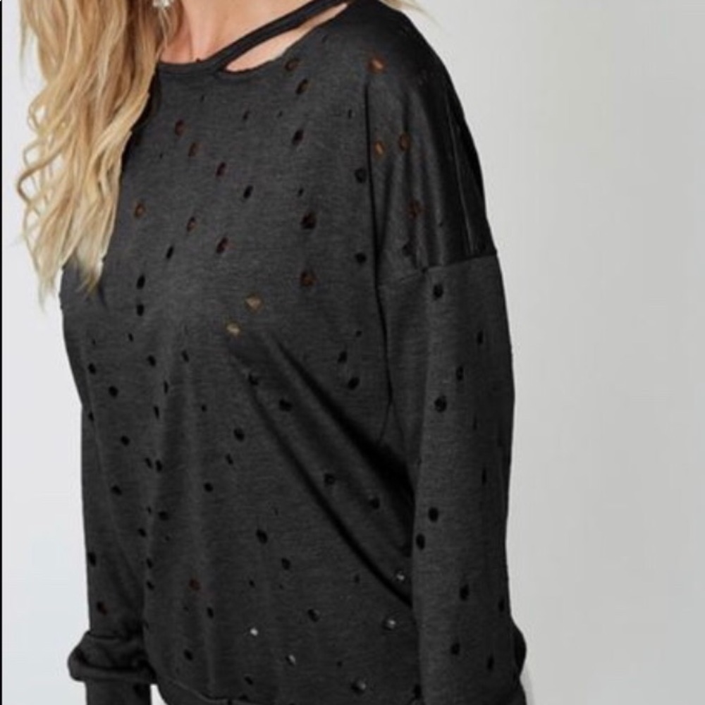 ⚡️CYBER SALE⚡️ Razor Cut Detail Top Sweatshirt